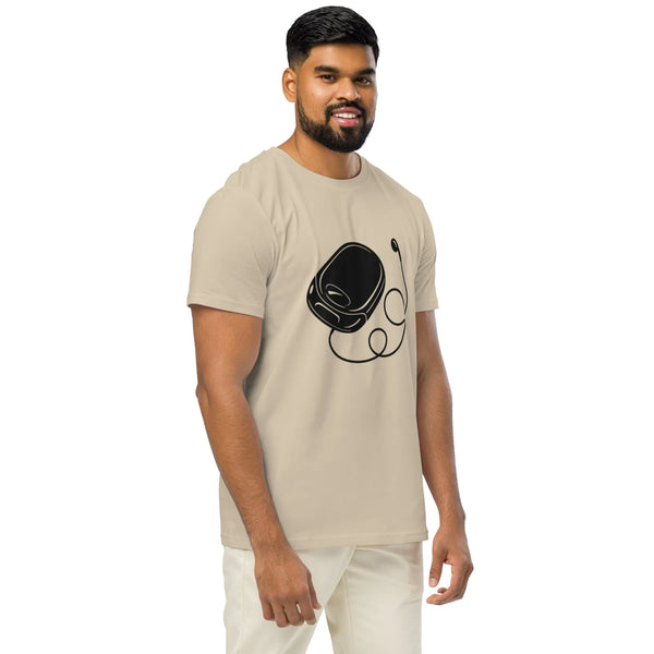 Retro Discman 90s Graphic Tee | 100% GOTS Organic Cotton | Y2K Streetwear - Sustainable Organic Design | Primary Mockup Front View